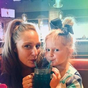 Meet your Posher, Kelsey